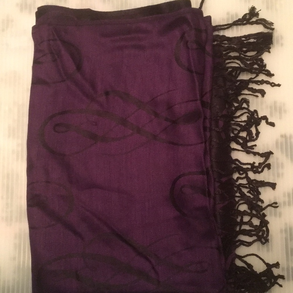 Reversible Cashmere Shawl